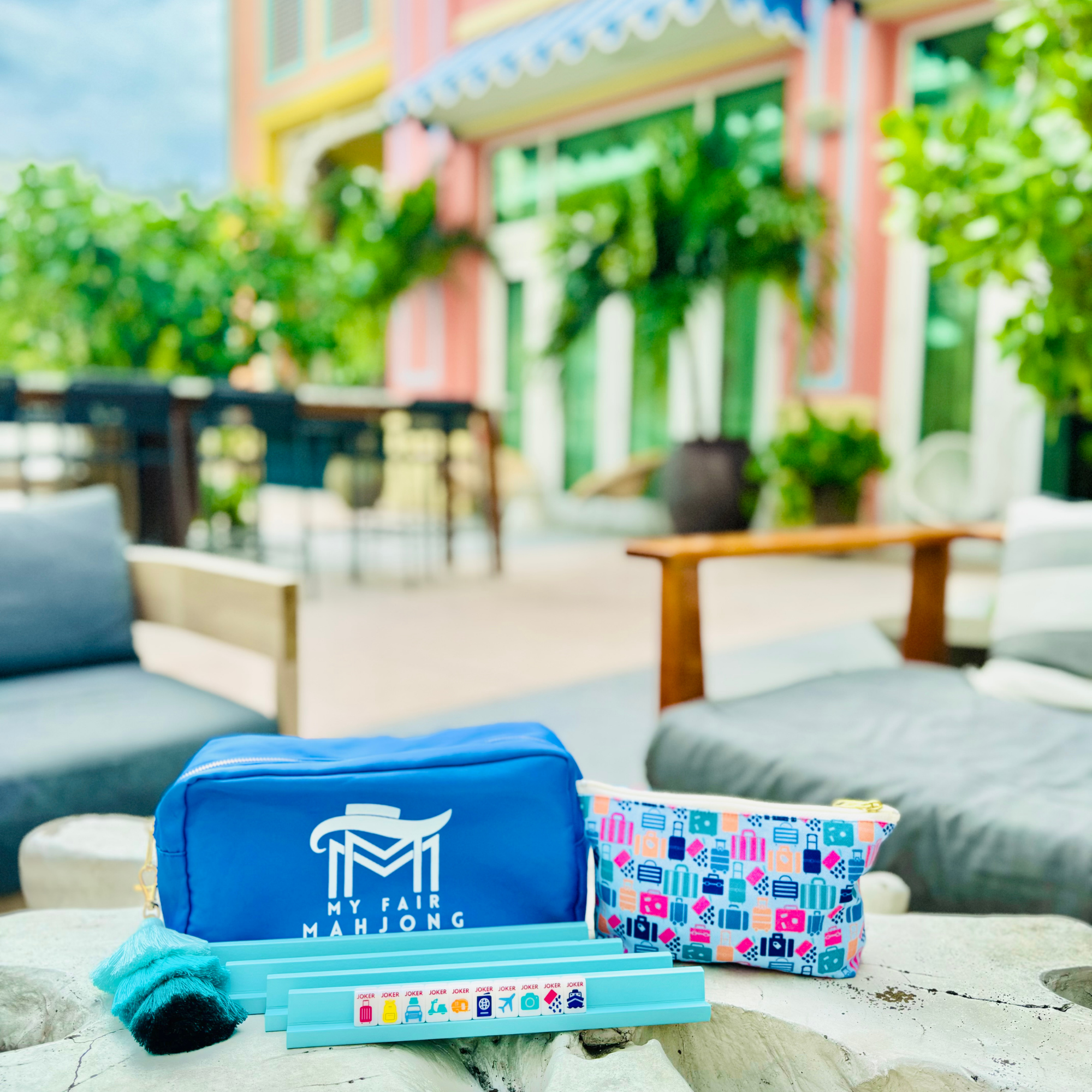 Melamine Mini Travel Mahjong Set 160 Tiles with Bag White
