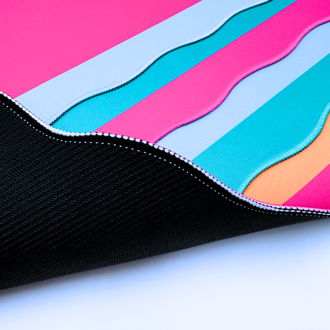 Neoprene Mini Scalloped Mahjong Mat Color Wave 21"×21"